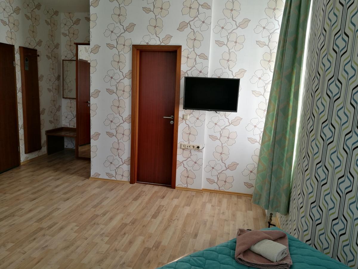 Hotel Restaurant Hohe Tanne Grossbreitenbach Екстер'єр фото